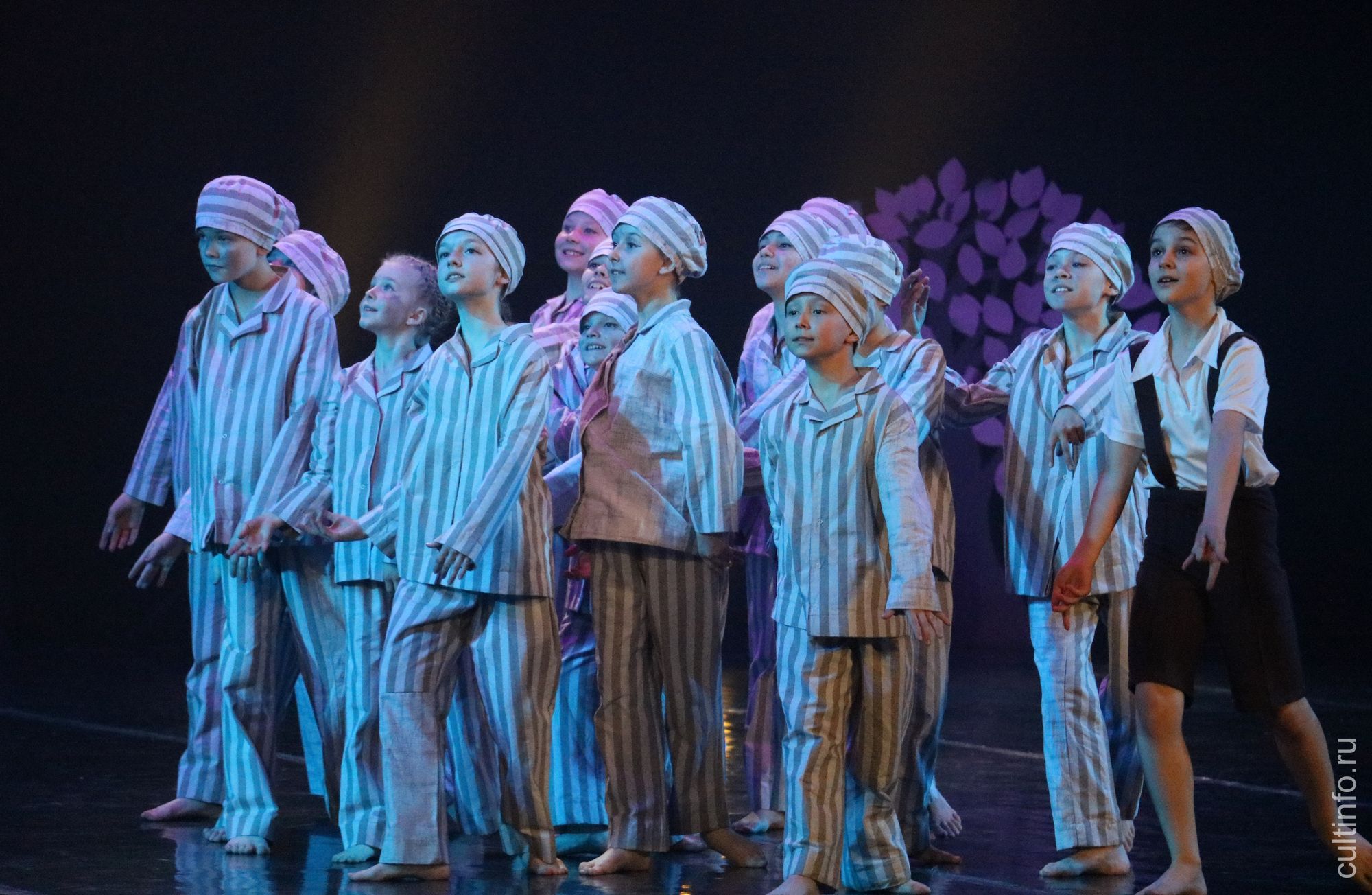 Концерт «Без срока давности», посвященный Дню Победы, подготовили ученики Детской школы искусств «Арт-идея»