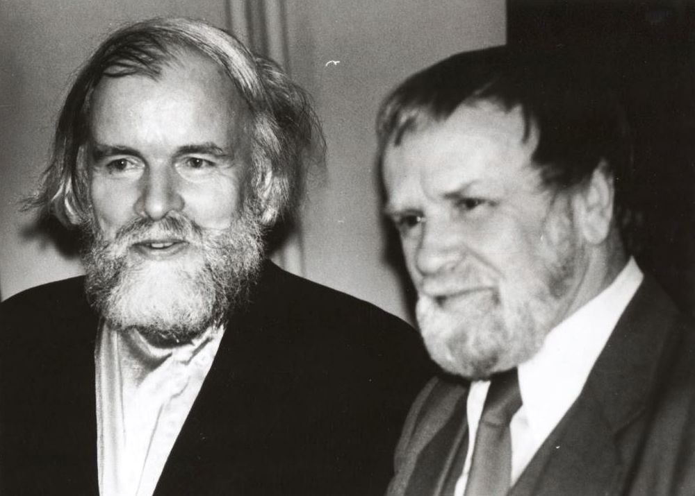 В.И. Белов и Д.М. Балашов, 1980-е годы. Из фондов музея-квартиры В.И. Белова.jpg