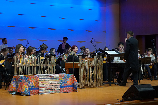 Программу по произведениям Александра Яшина «Живая душа» представит оркестр «Перезвоны» в шести городах Вологодской области
