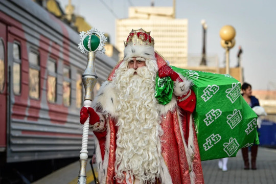 Дед Мороз отправился в новогоднее путешествие по России