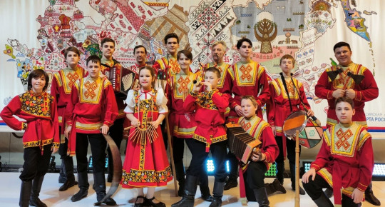 Ансамбль народных инструментов «Русский сувенир» представит вологжанам новую концертную программу