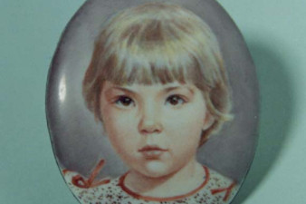 Глунина С.С. Портрет дочери. 1995 г. Металл, эмаль, роспись
