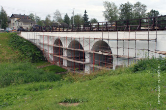 Завершение реставрации моста. Июль 2012 года