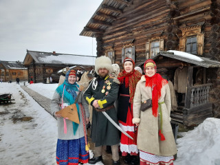 По традиции самая масштабная Масленица проходит в музее под открытым небом «Семенково», фото Елены Сорокиной