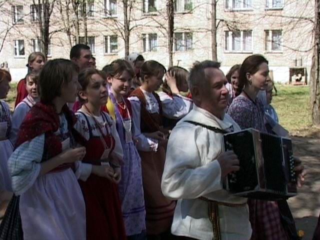 Продолжить "Хохловские игиища"