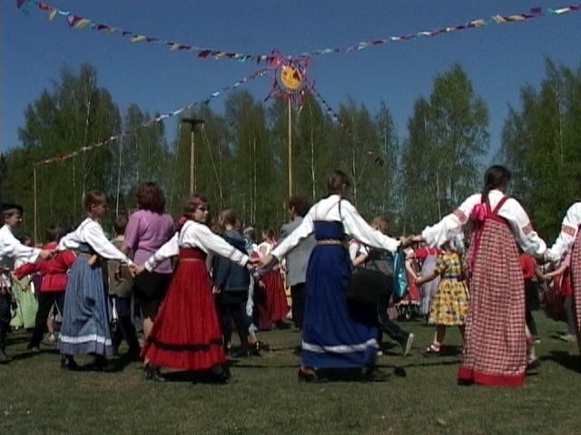 Продолжить "Хохловские игиища"