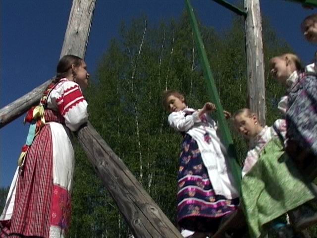 Продолжить "Хохловские игиища"