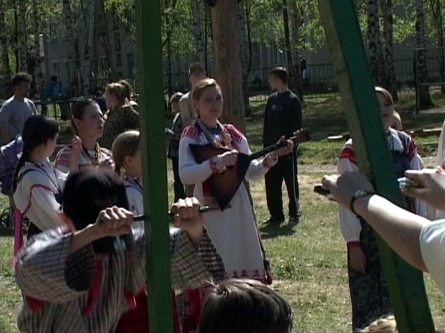 Продолжить "Хохловские игиища"
