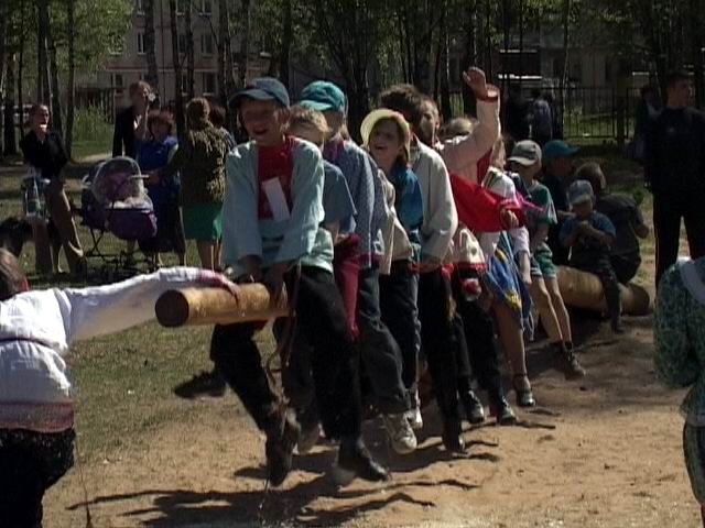 Продолжить "Хохловские игиища"