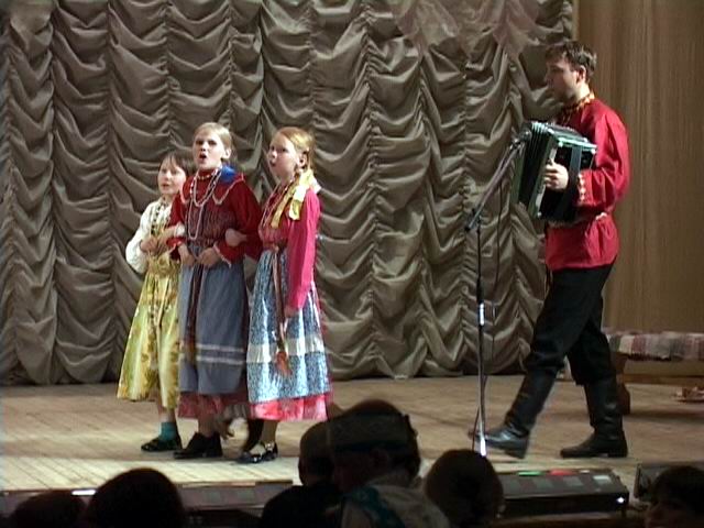 Продолжить "Хохловские игиища"