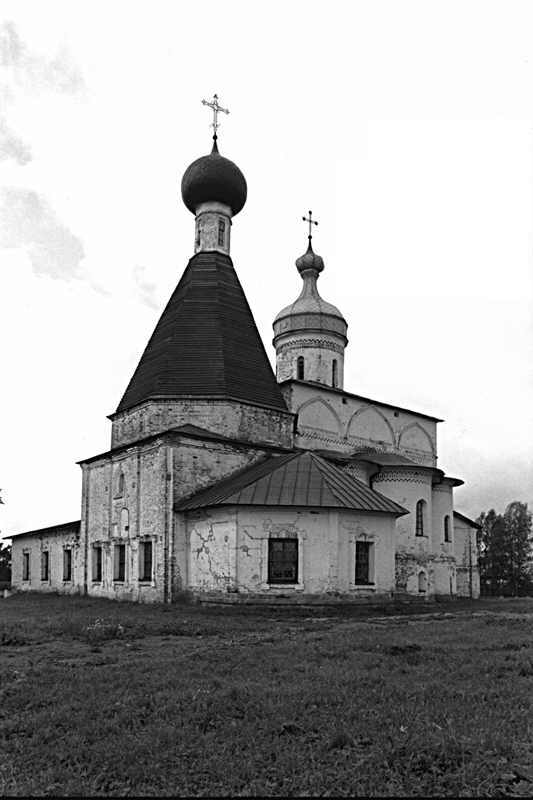 fer-02-07.jpg (35225 bytes)