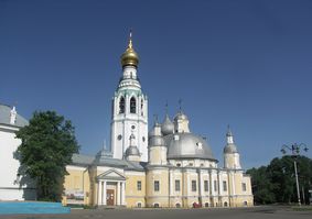 Министр культуры РФ Александр Авдеев направил поздравительный адрес 	Владимиру Воропанову в связи с присуждением гранта Президента 