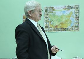 Выставка иллюстраций череповецкого художника Валерия Карпущенко