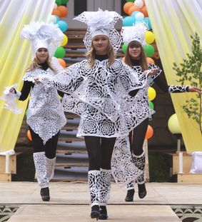 Анонс IX Межрегионального фестиваля детского и молодежного творчества «На полянах Деда Мороза»