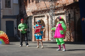 Представление Театра Больших кукол «Сказки дарят чудеса»