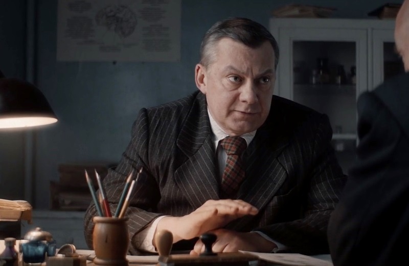 В детективном сериале «Художник»