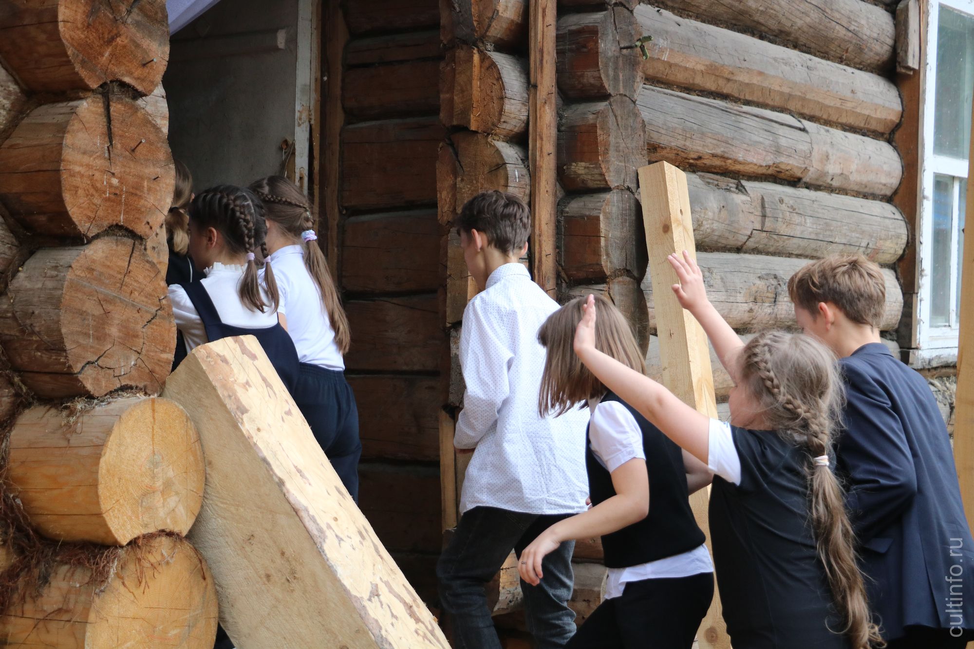 Спектакль «Здравствуй, дом» представили в Доме Засецких