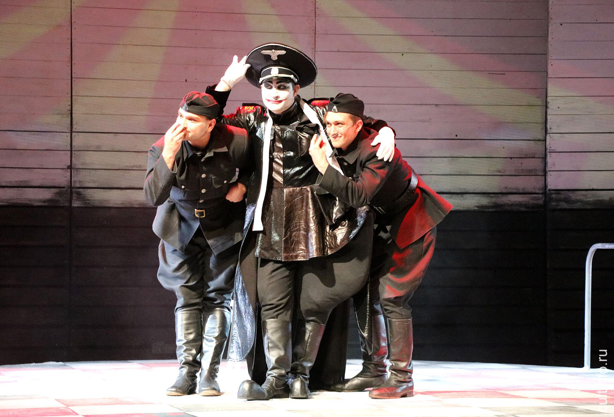 Спектакль Вологодского театра для детей и молодежи «Варшавский набат» (2020) 