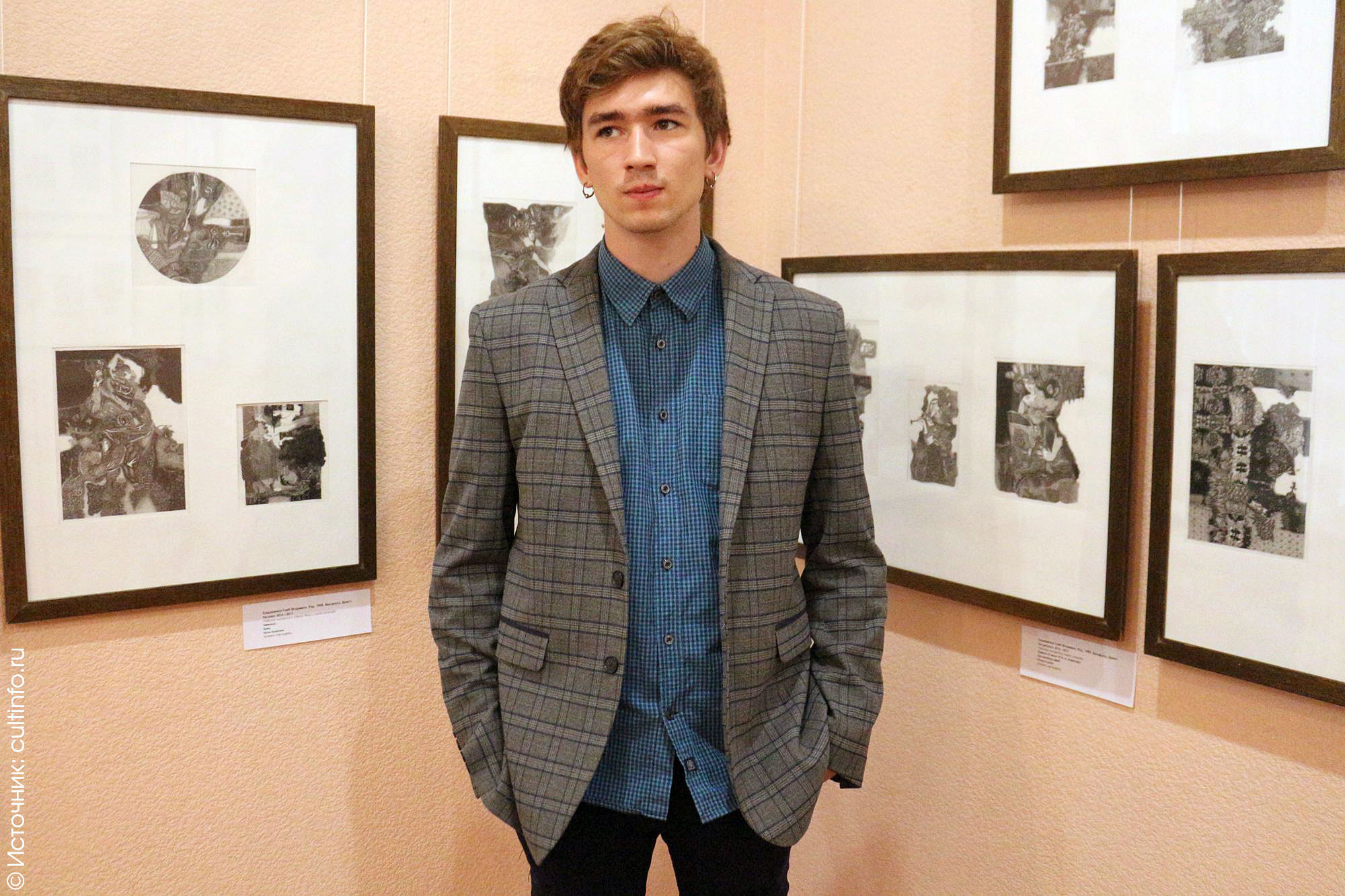 Глеб Сидоренко на открытии персональной выставки в Доме Корбакова