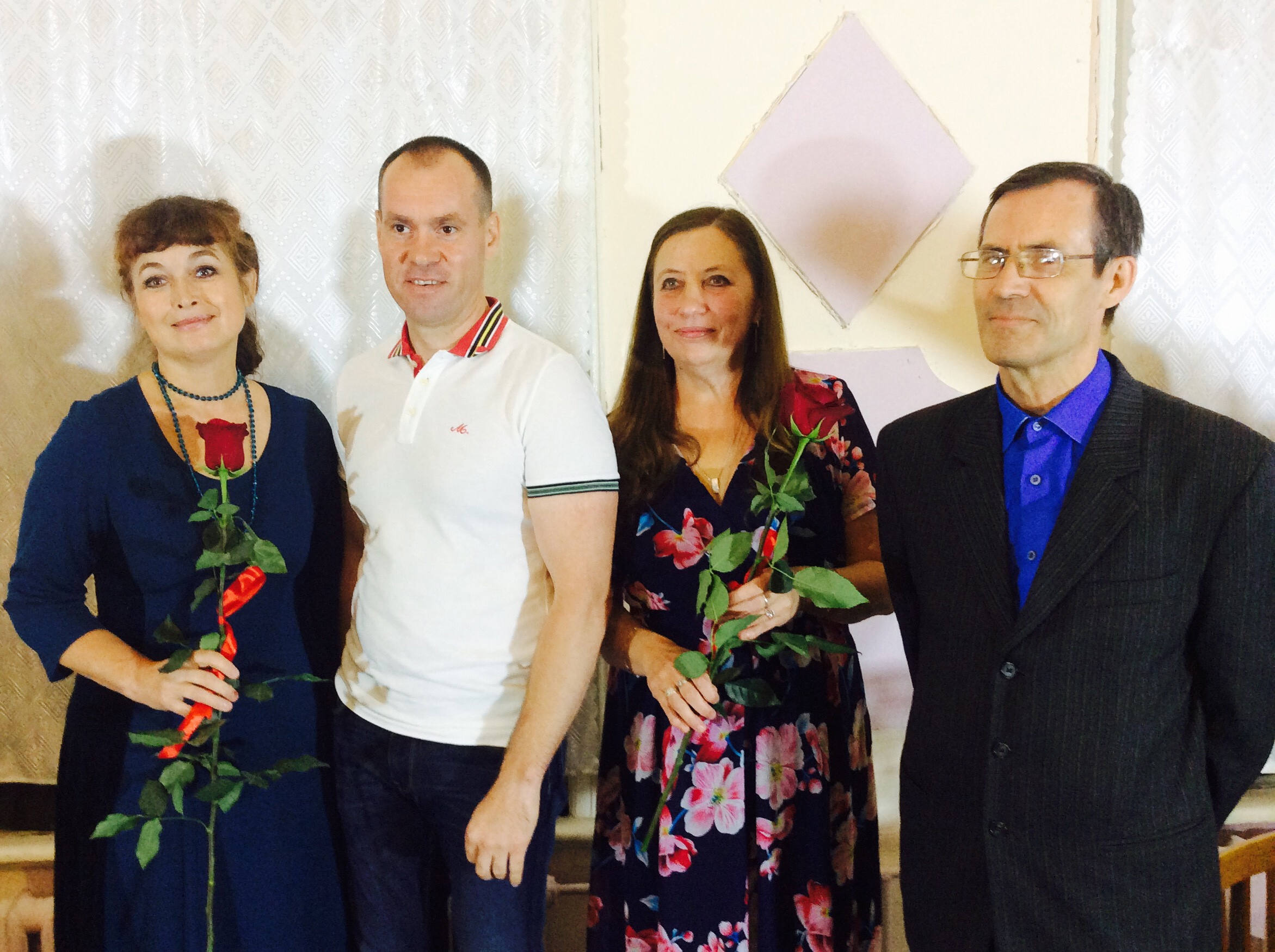 После концерта в усадьбе Спасское-Куркино с Сергеем Жестянниковым, Ириной Кокиной и Игорем Белковым После концерта в усадьбе Спасское-Куркино с Сергеем Жестянниковым, Ириной Кокиной и Игорем Белковым