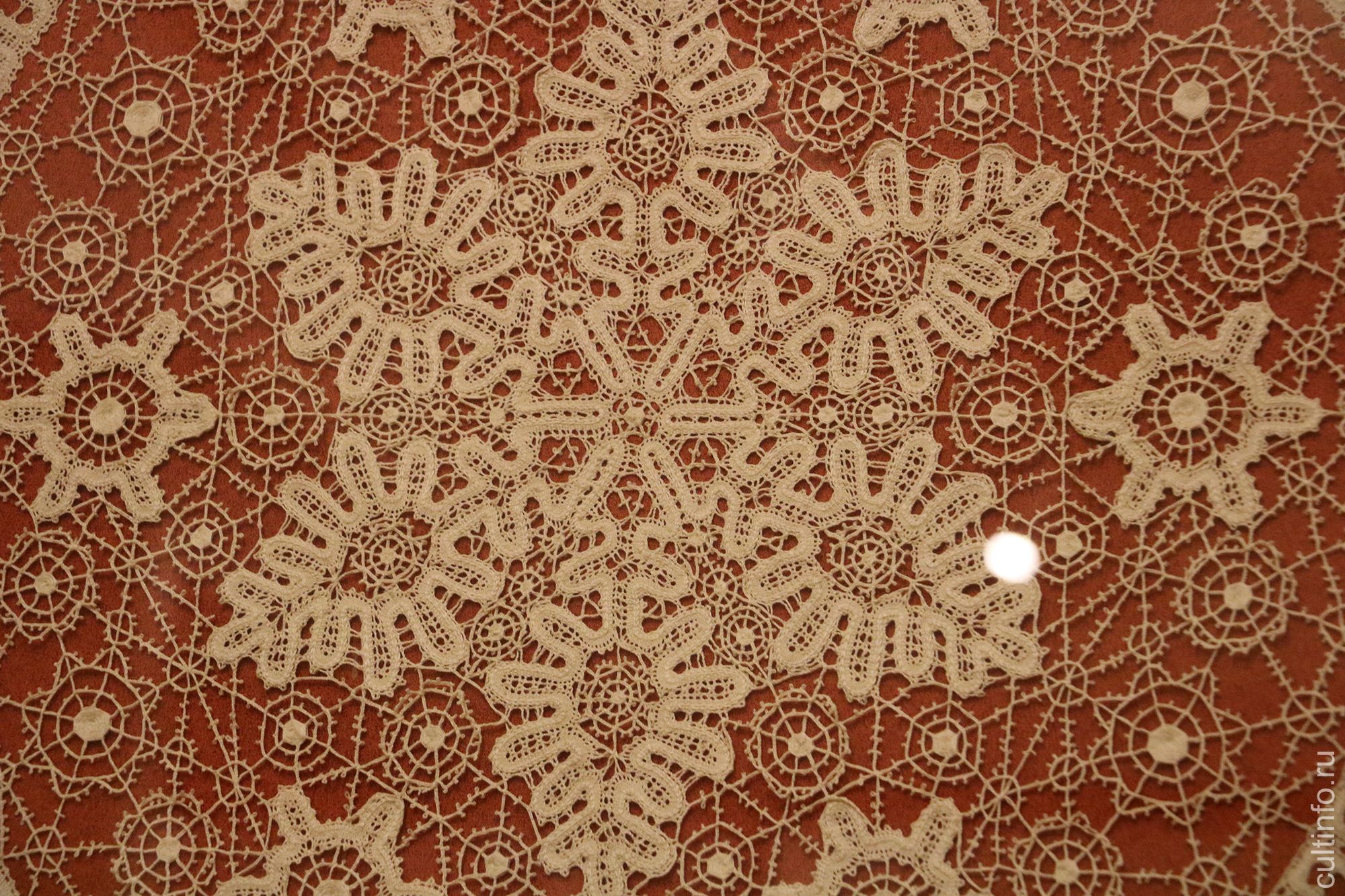 Скатерть «Снежинка». Фрагмент