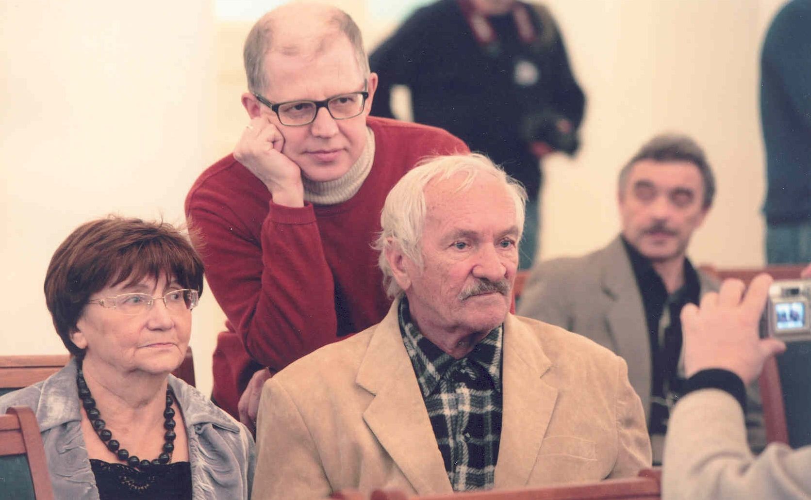 О.С. Белова, В.И. Лихоносов, журналист Д.Г. Шеваров на презентации издания «Собрание сочинений В.И. Белова в 7 томах». 2012 год, Москва. Фото А.А. Колосова О.С. Белова, В.И. Лихоносов, журналист Д.Г. Шеваров на презентации издания «Собрание сочинений В.И. Белова в 7 томах». 2012 год, Москва. Фото А.А. Колосова