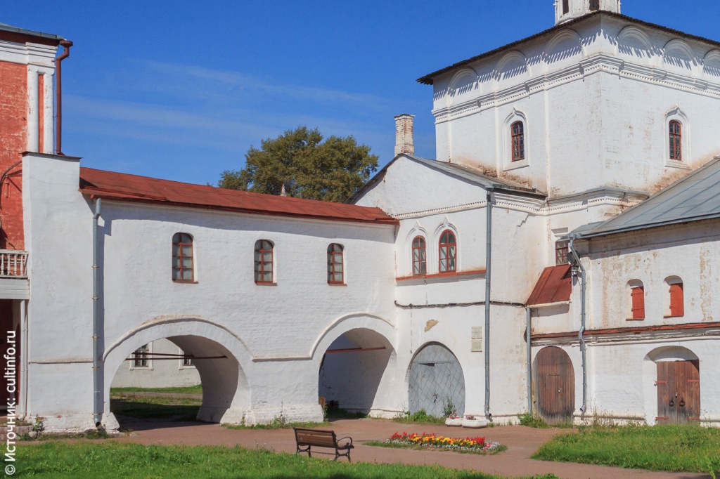 Крестовая галерея Крестовая галерея