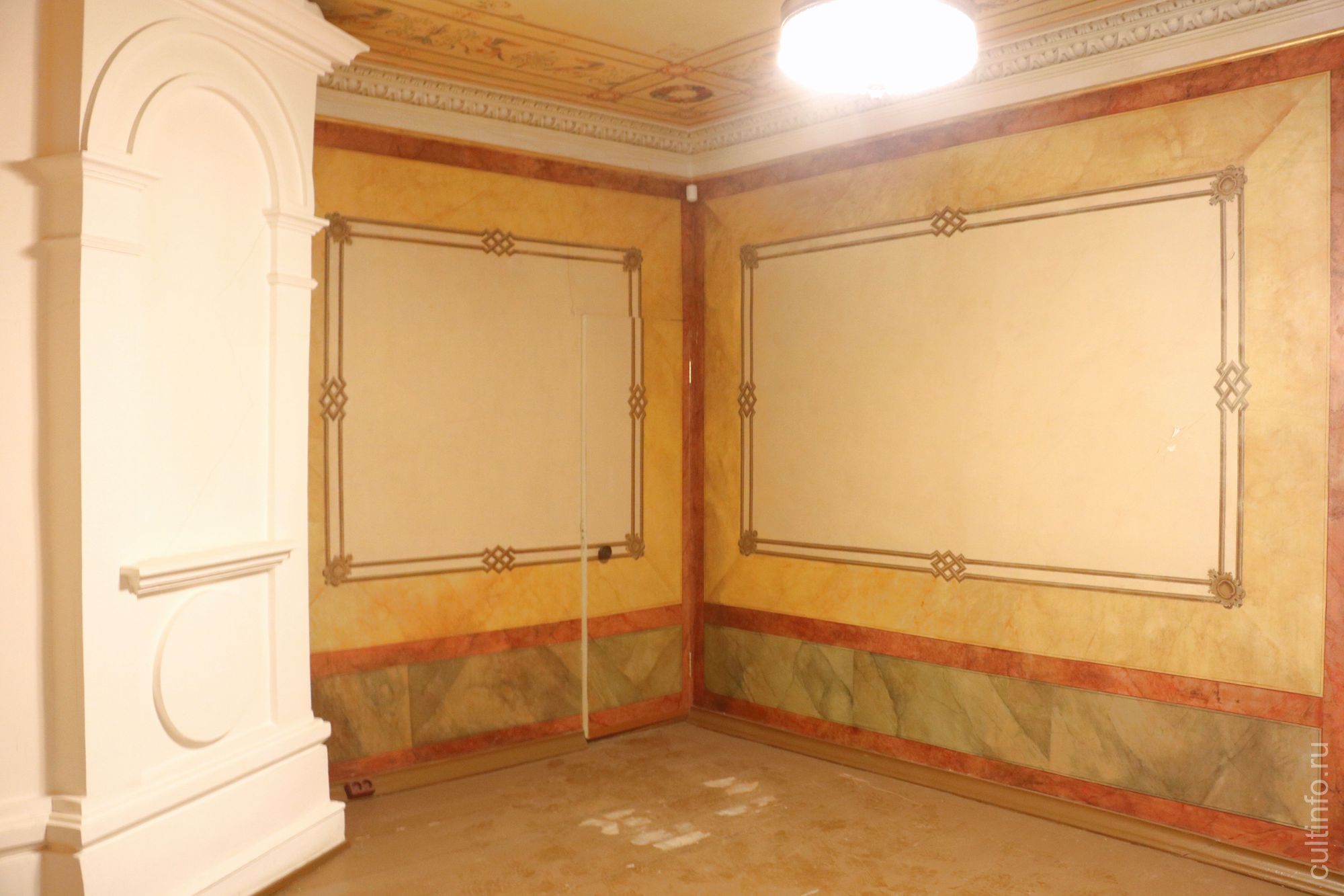 Белая «голландская» печь. Фото 8 июня 2022 года