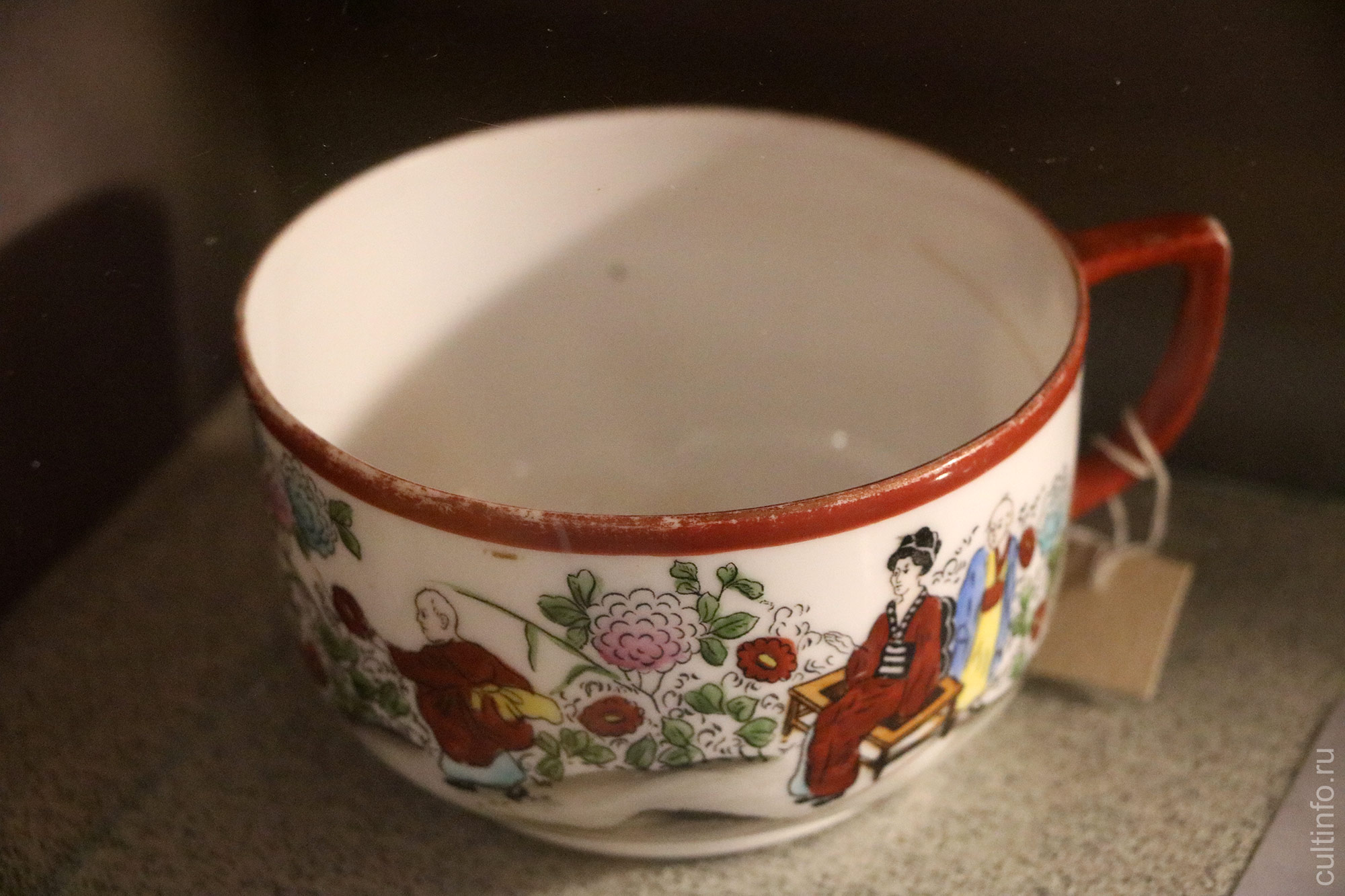 Открытие выставки «Здесь перлы лучшие со дна моей души...»