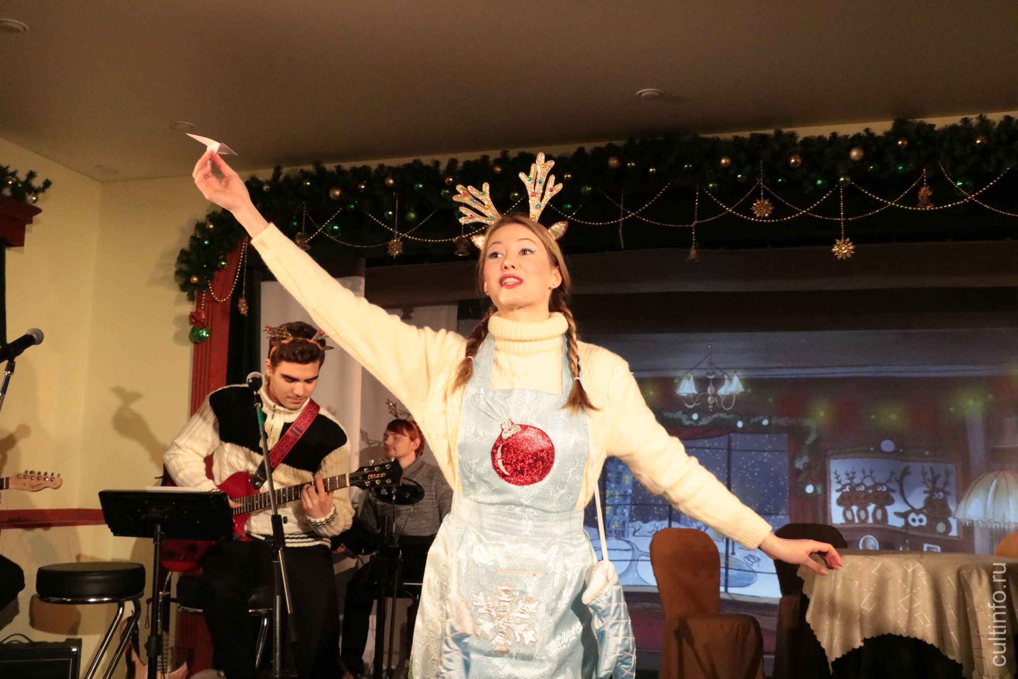 «Квартирник у Деда Мороза»