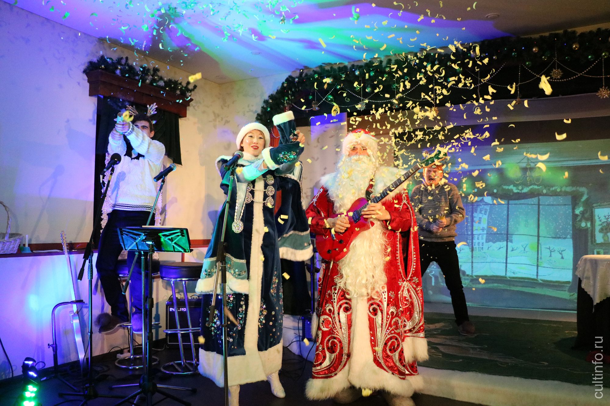 «Квартирник у Деда Мороза»