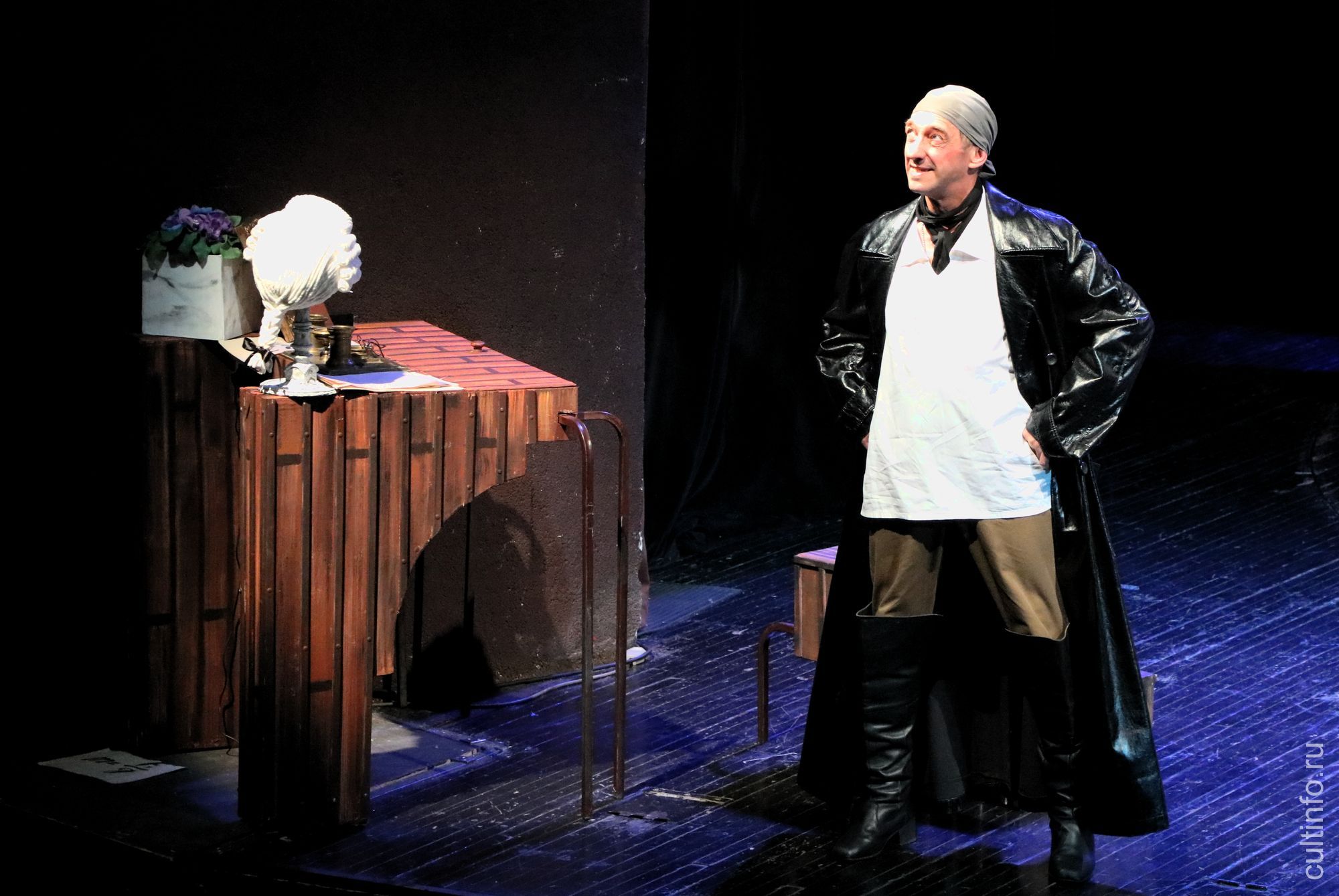 Спектакль Вологодского театра для детей и молодежи «Тот самый Мюнхгаузен» (2021)