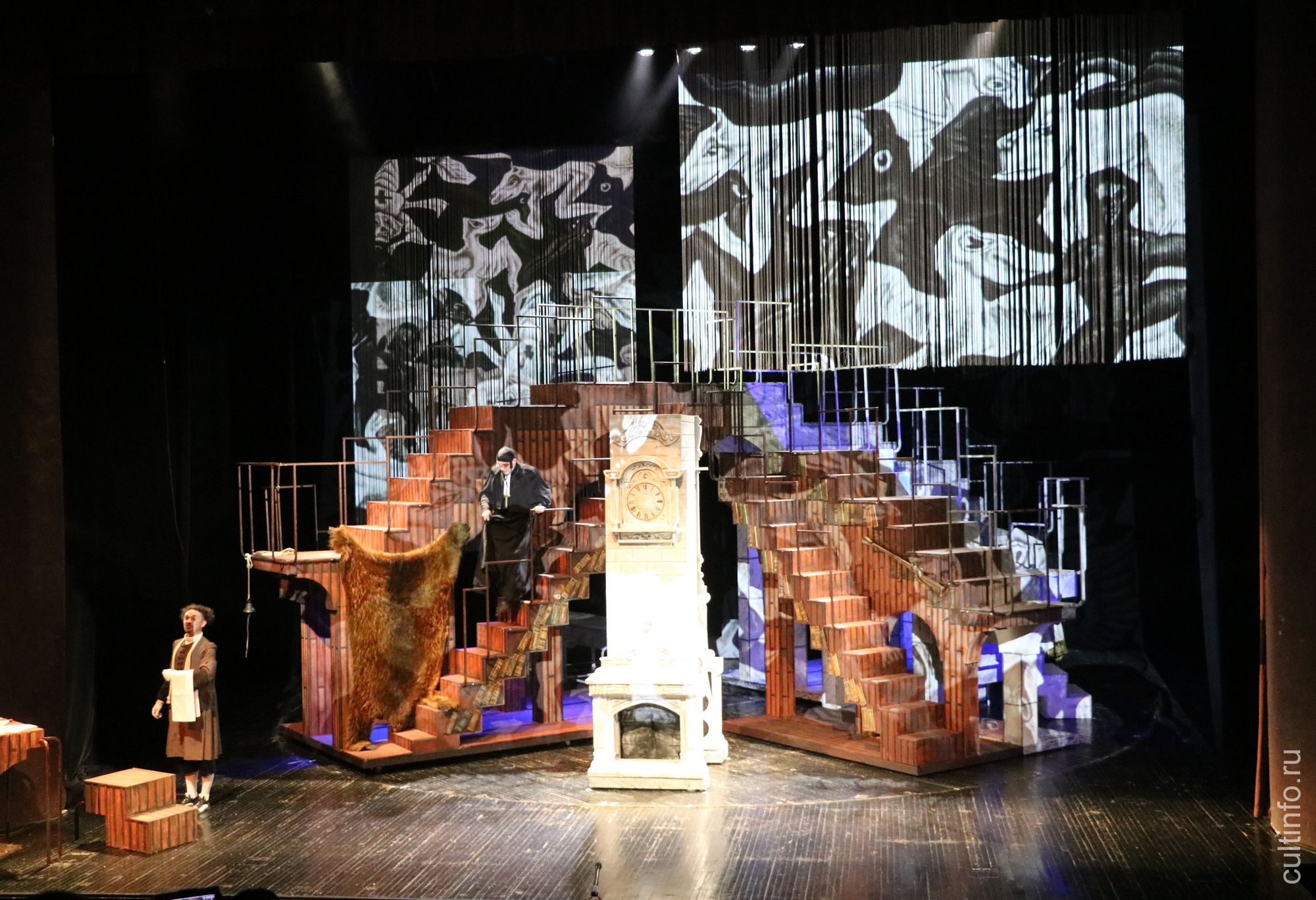 Спектакль Вологодского театра для детей и молодежи «Тот самый Мюнхгаузен» (2021)