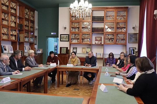 Круглый стол «Литературное наследие Вологодчины» объединил наследников известных вологодских писателей