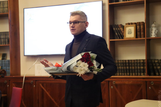 Журналист «Российской газеты», режиссер и писатель Максим Васюнов привезет в Вологду фильм «Доктор Пауст»