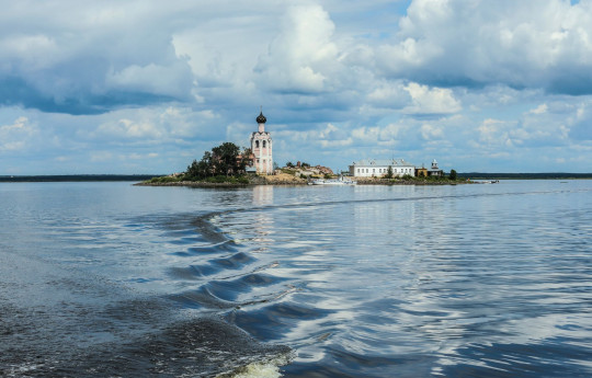 Историю возрождения Спасо-Каменного монастыря в фотографиях представят на острове Каменном