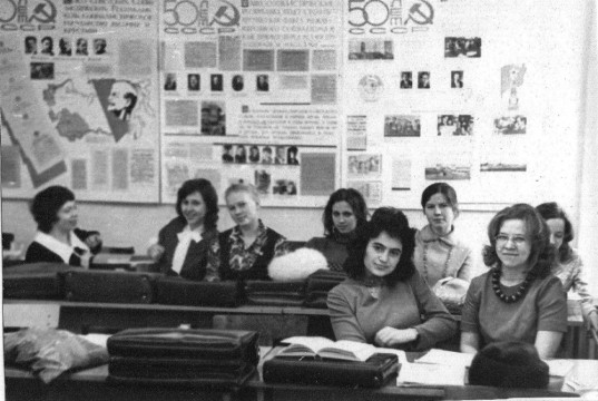 Выставка «Вехи времени: история и историки» к 80-летию исторического факультета