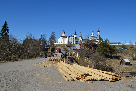 В селе Ферапонтово начаты работы по комплексному благоустройству центральной площади 