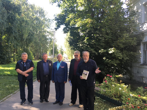 Альманах «Храни огонь родного очага», посвященный 75-летию Победы, представили белозерам