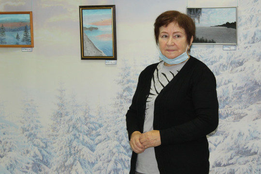 «Край, в котором я живу»: белозерская художница Нина Ракова представила персональную выставку