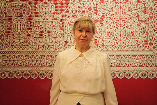 Сегодня отмечает 75-летие заслуженный художник России, знаменитая вологодская кружевница Ангелина Ракчеева