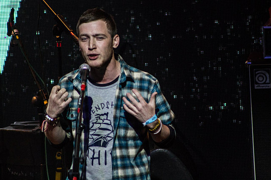 «Самое сложное в продвижении творчества – это не зайти, а остаться, не сверкать, а согревать»: Михаил Федотовский и Алексей Шмелёв – о современной поэзии