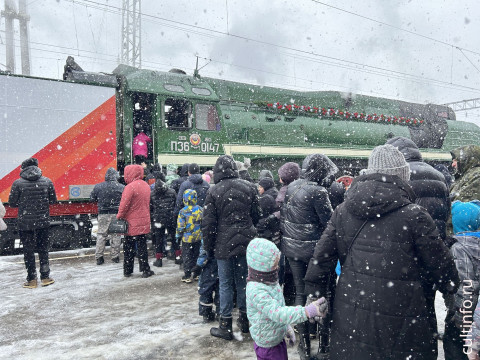 «Поезд Победы» в Вологде: снегопад не помешал вспомнить героев войны