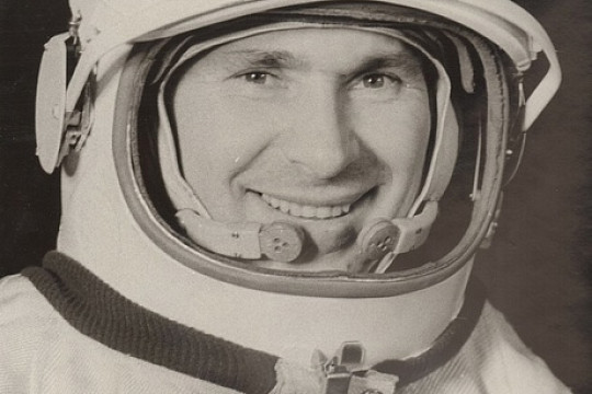 В библиотеке на Советском расскажут о космонавте Беляеве и покажут настоящие метеориты