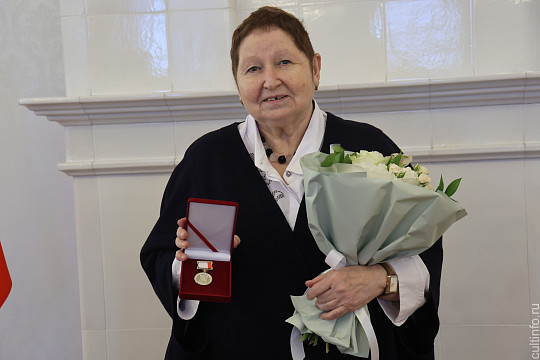 Художник-реставратор Тамара Рыбакова награждена медалью «За заслуги перед Вологодской областью»