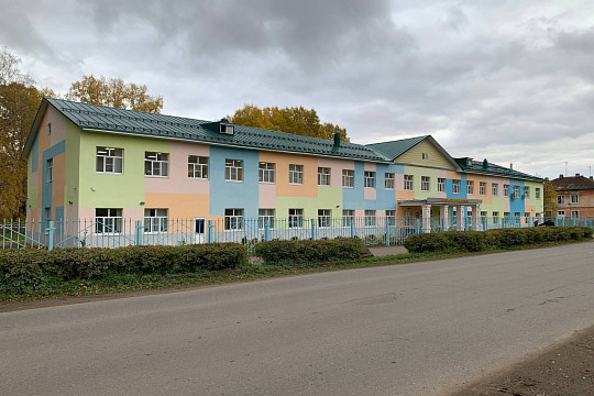Лучшую детскую школу искусств и  лучшего  преподавателя  ДШИ  выбрали в Вологодской области