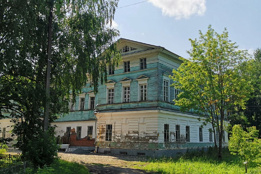 Катание на лодках, костюмированные танцы, чай из самовара: Спасское-Куркино приглашает в эту субботу на «Усадебный променад»