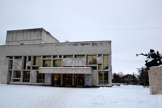 Прием заявок на конкурс по созданию арт-пространства возле Вологодского драмтеатра продлен до 11 марта