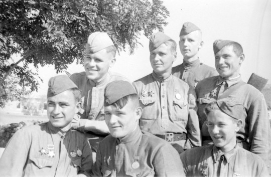Масштабная книжно-иллюстративная выставка к 80-летию Сталинградской битвы открылась в Вологде