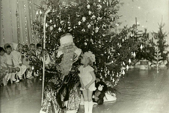 Как отмечали вологжане новый год во времена СССР: листаем старый фотоальбом 